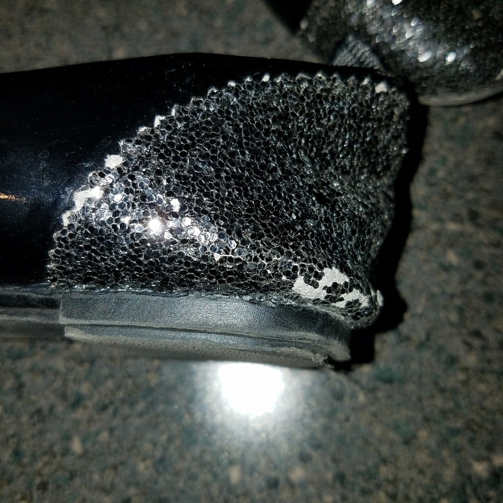 Girl's Flats - Picture 3 of 6